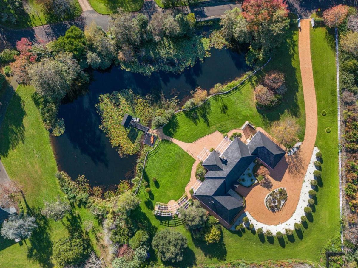 A Majestic Slice Of Heaven Villa Karaka Bagian luar foto